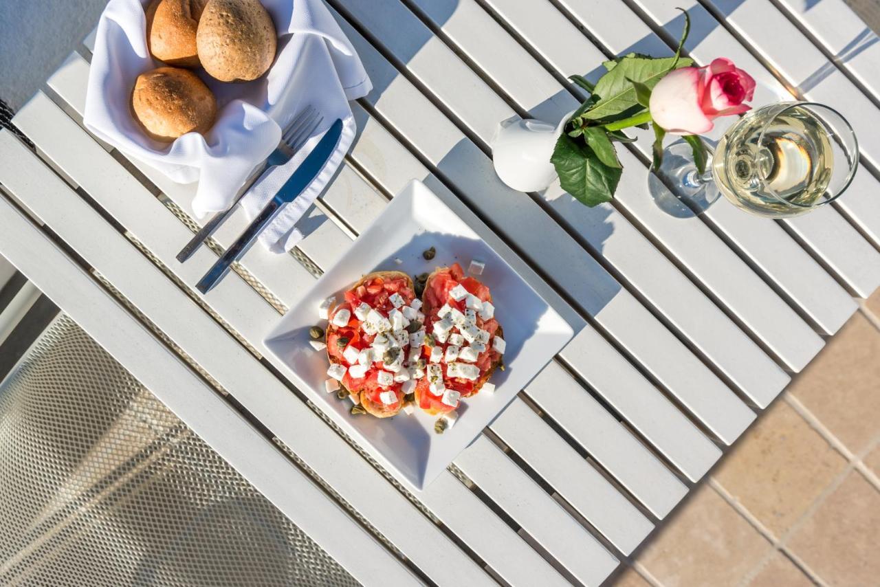 White Santorini Hotel Имеровигли Екстериор снимка